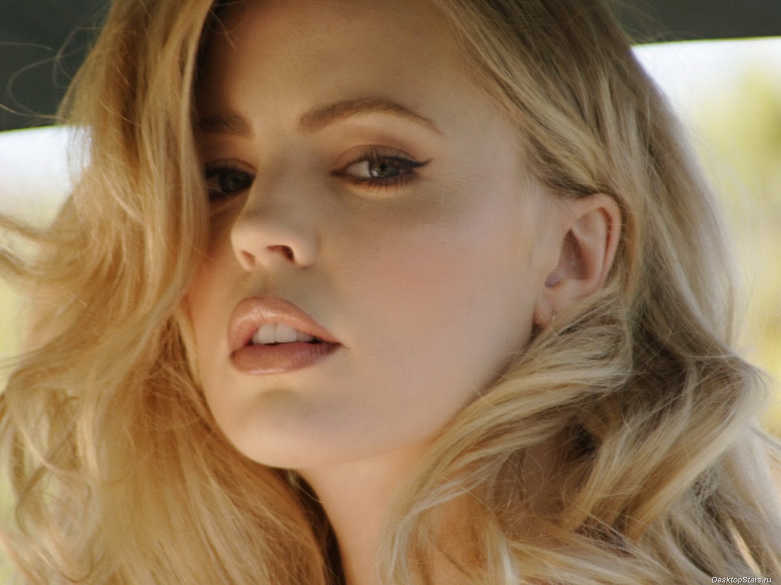 Melissa George 梅麗莎·喬治 美女壁紙 #16 - 1600x1200