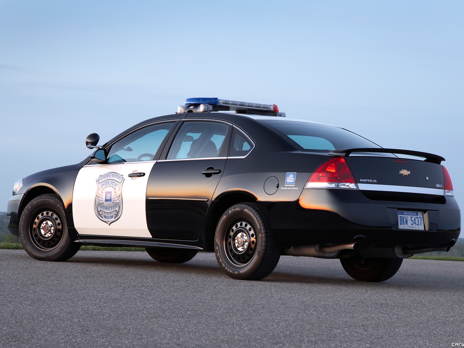 Chevrolet Impala Police Vehicle - 2011 HD wallpaper #2 - 1600x1200