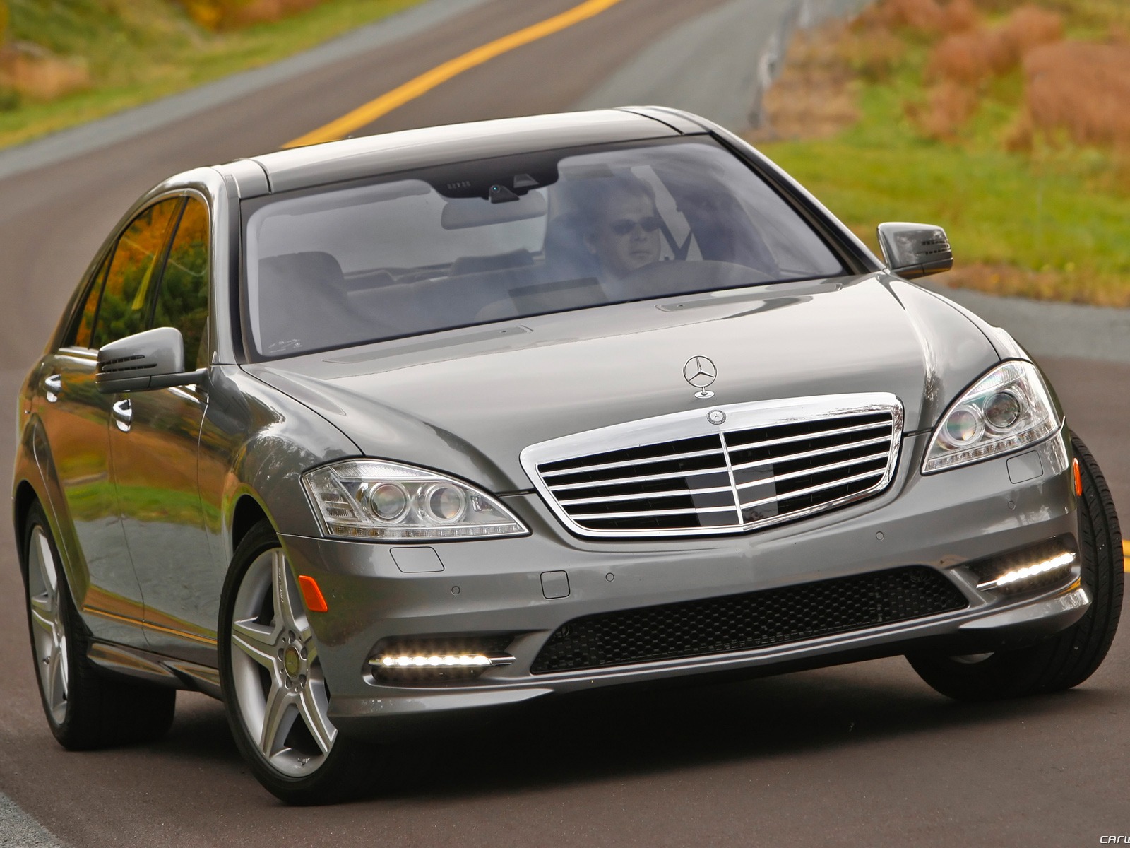 Mercedes-Benz S550 - 2010 HD wallpaper #5 - 1600x1200