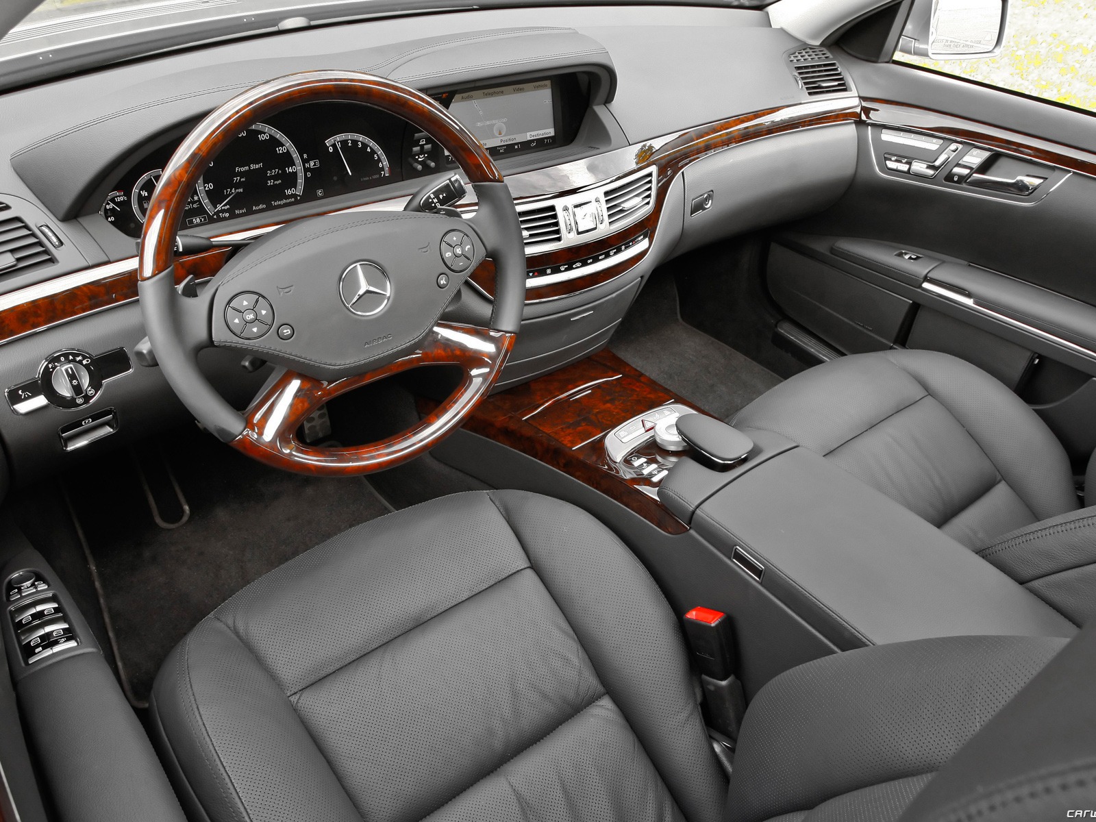 Mercedes-Benz S550 - 2010 fonds d'écran HD #27 - 1600x1200