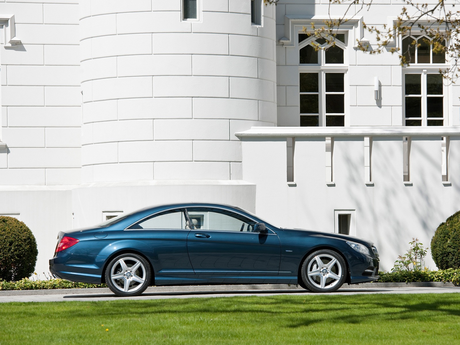 Mercedes-Benz CL500 4MATIC - 2010 HD Wallpaper #15 - 1600x1200