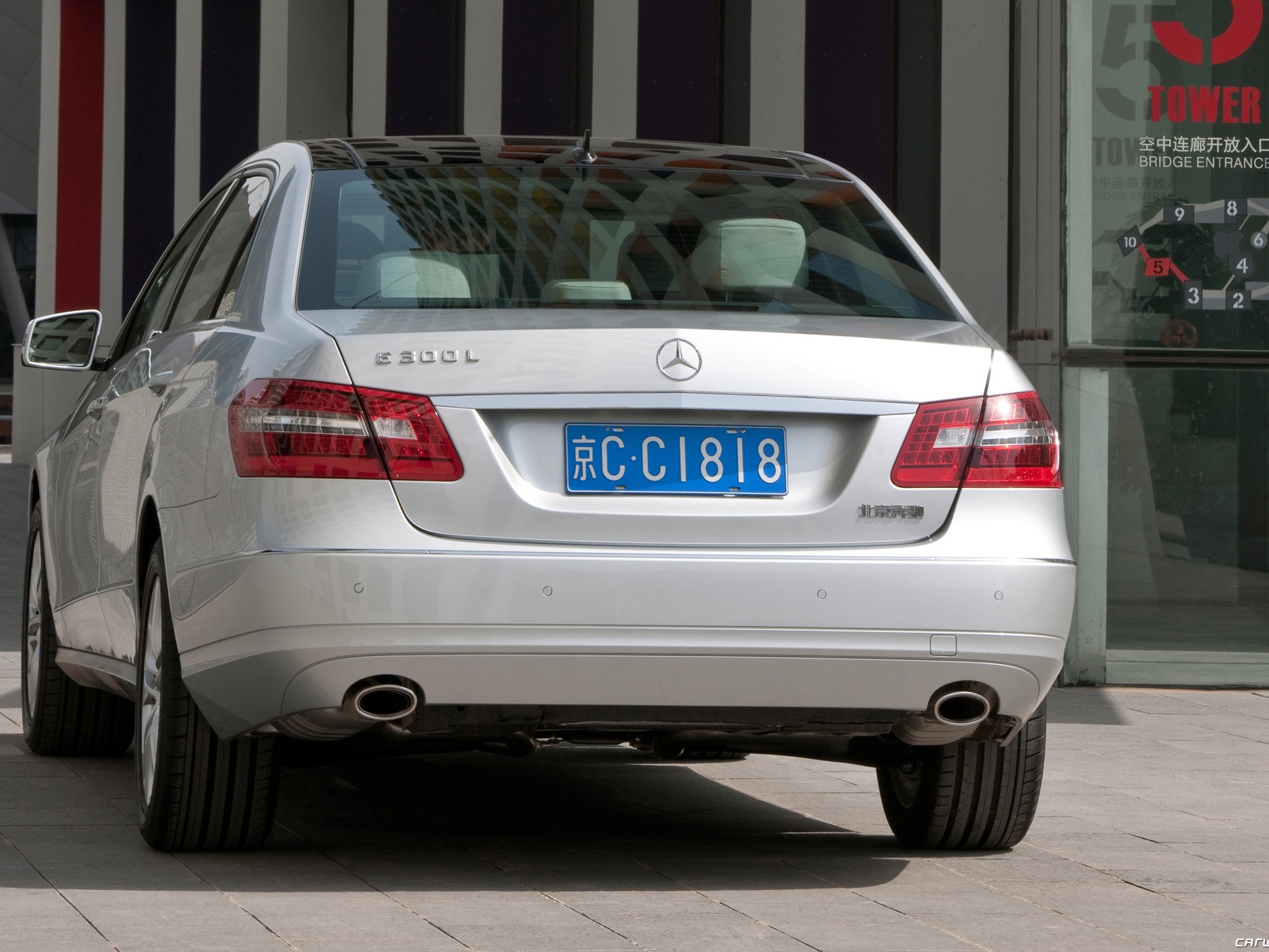 Mercedes-Benz E-Class Long Version - 2010 奔馳 #10 - 1600x1200