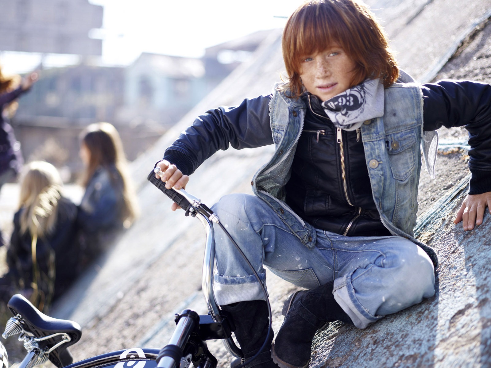 Colorful Children's Fashion Wallpaper (4) #7 - 1600x1200