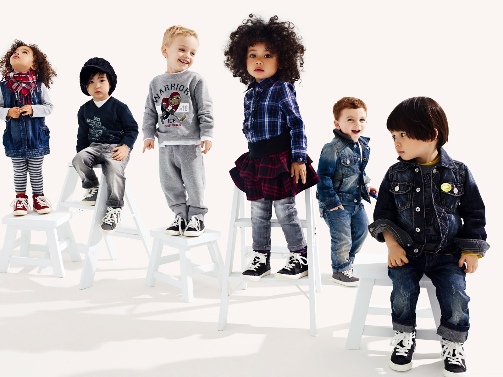 Colorful Children's Fashion Wallpaper (4) #13 - 1600x1200