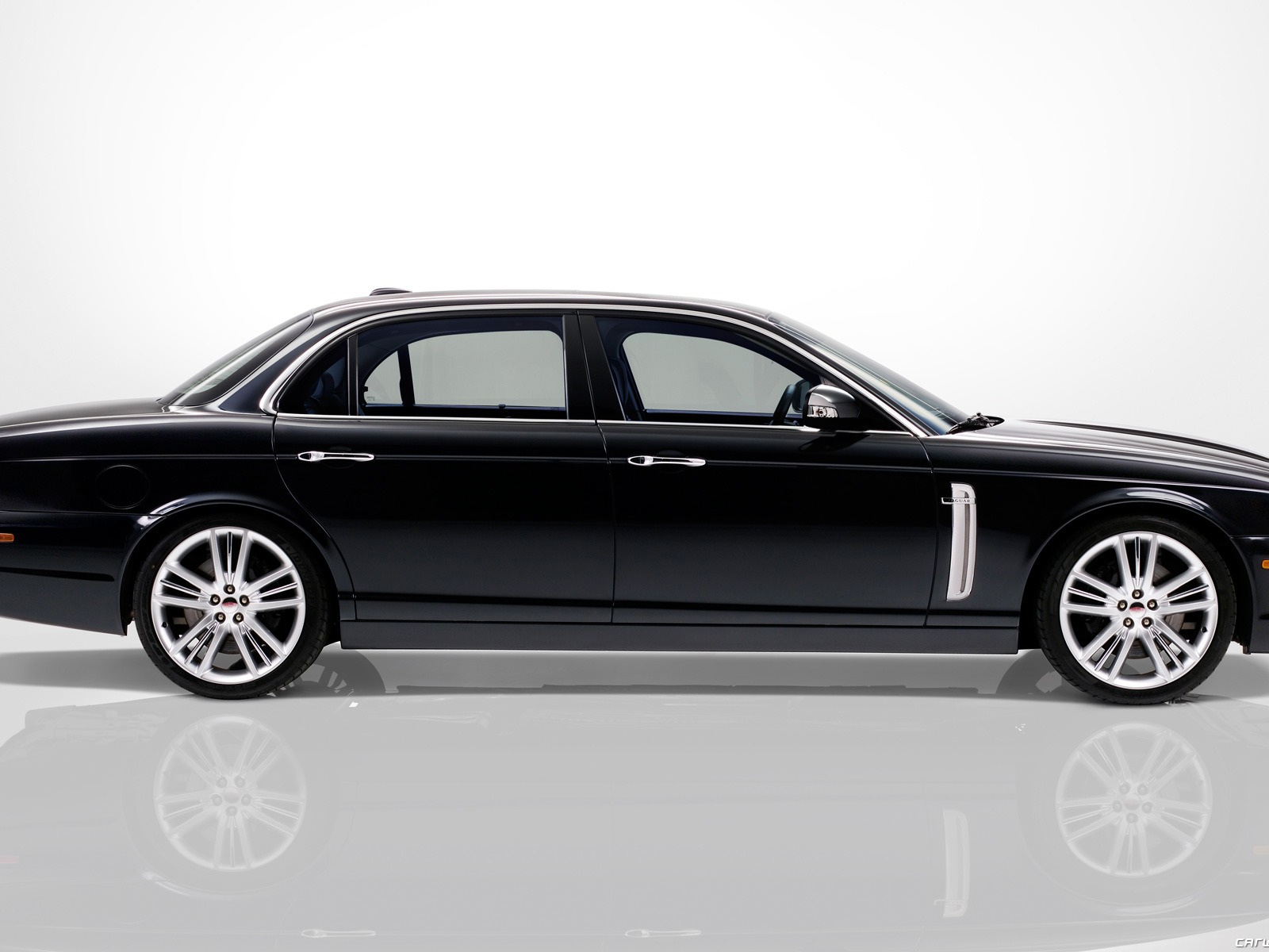 Jaguar XJ Portfolio - 2009 HD wallpaper #13 - 1600x1200