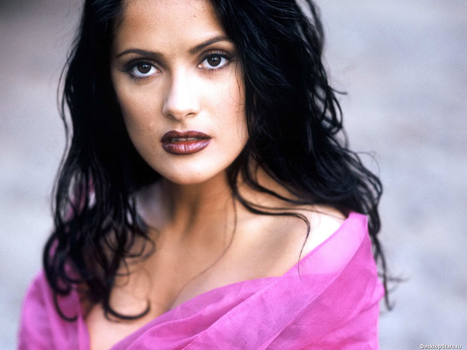 Salma Hayek beau fond d'écran (1) #10 - 1600x1200