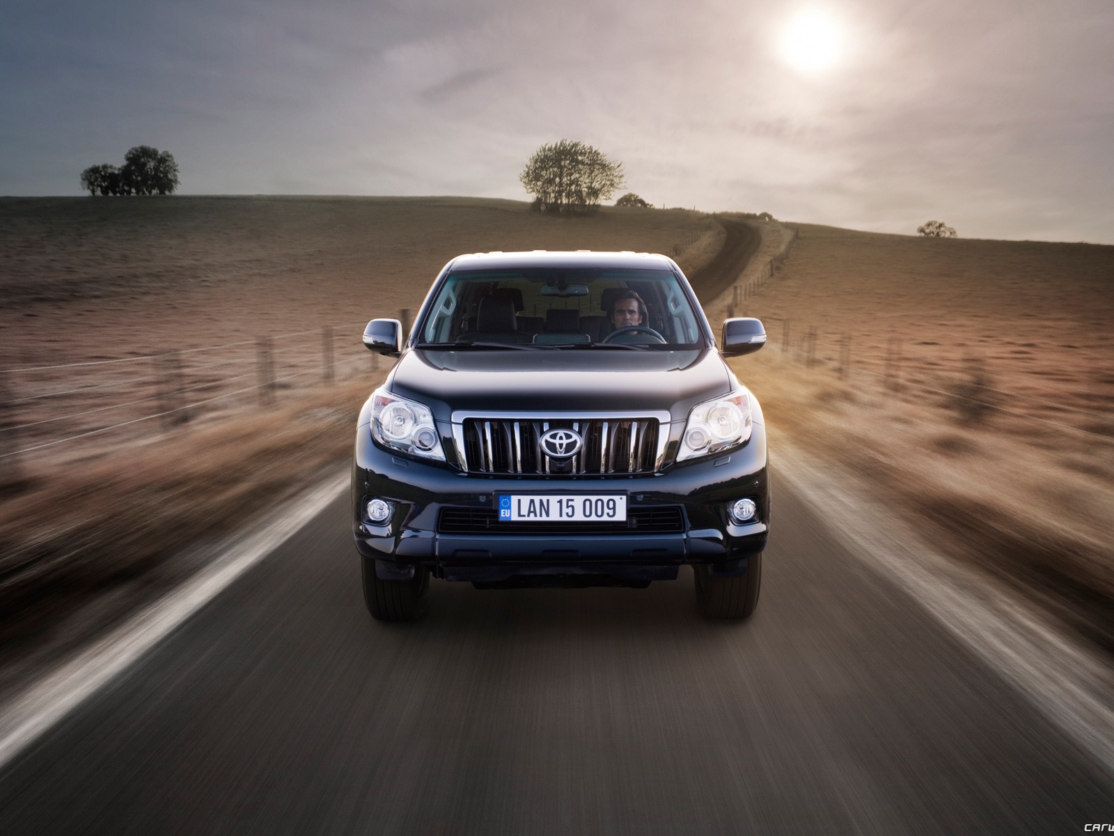 Toyota Land Cruiser Prado - 2009 HD wallpaper #8 - 1600x1200