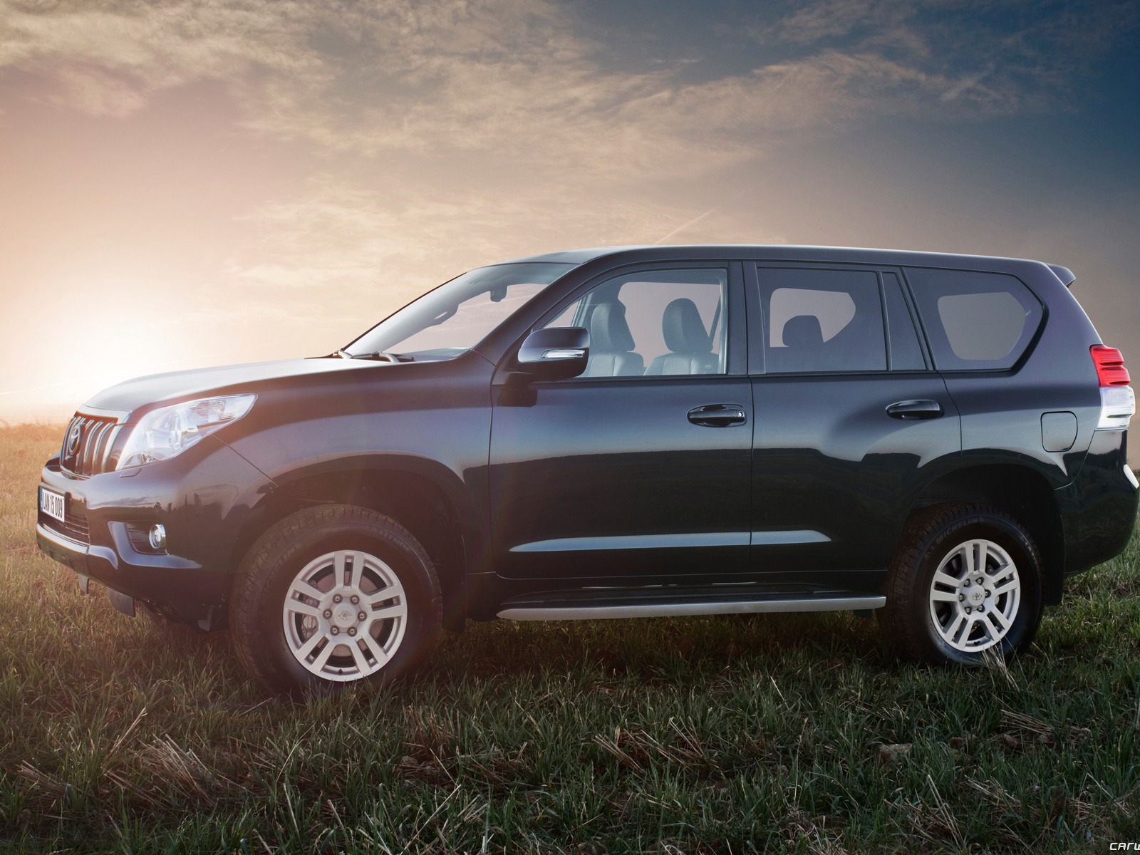 Toyota Land Cruiser Prado - 2009 HD wallpaper #13 - 1600x1200