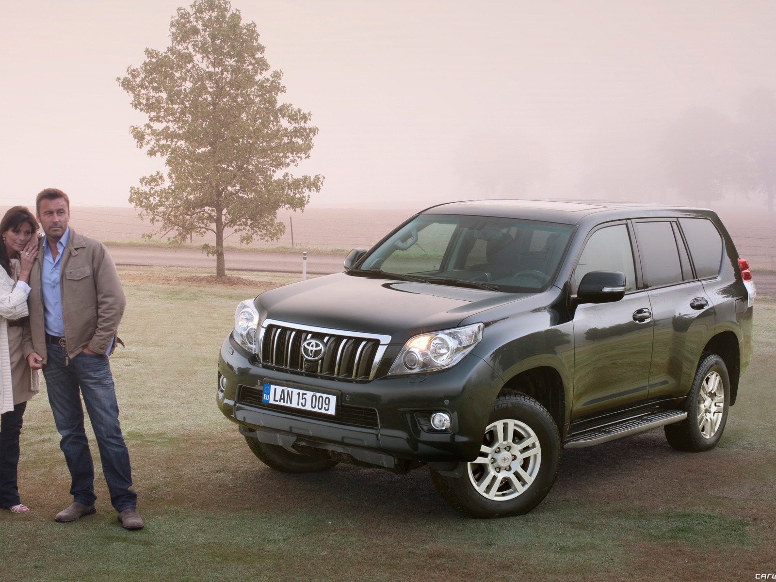 Toyota Land Cruiser Prado - 2009 HD wallpaper #20 - 1600x1200