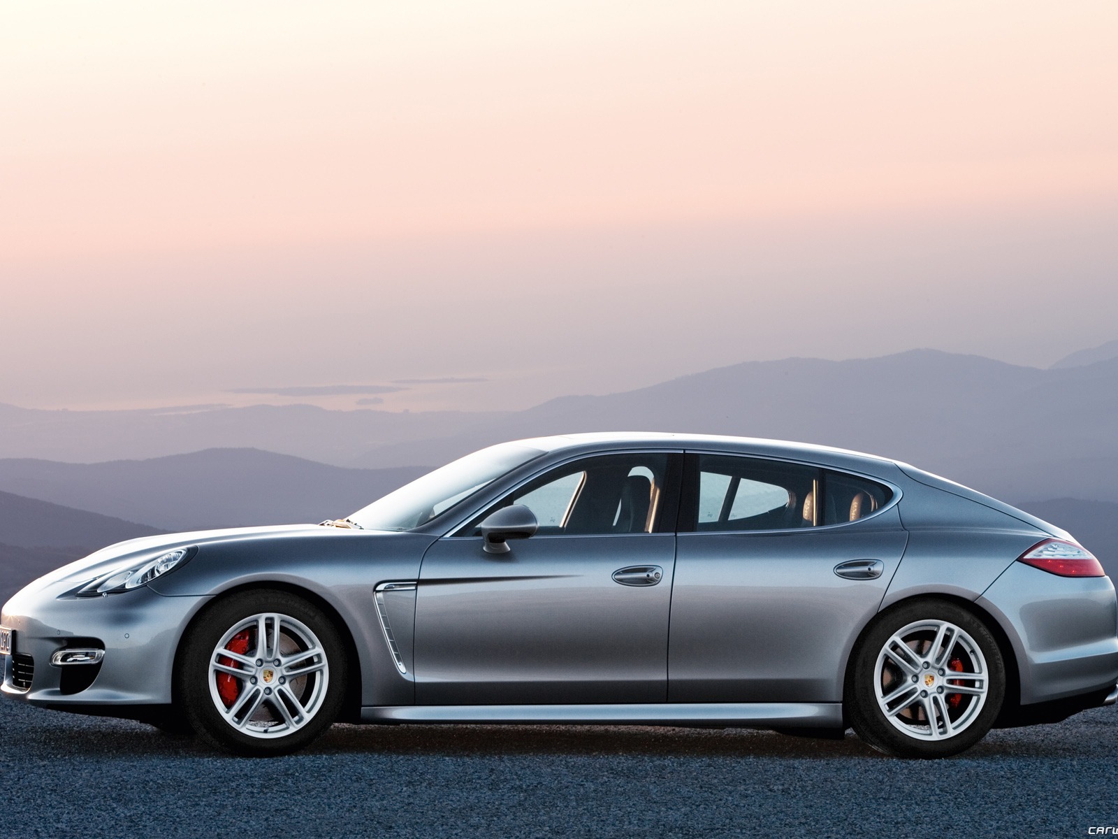 Porsche Panamera Turbo - 2009 HD tapetu #12 - 1600x1200