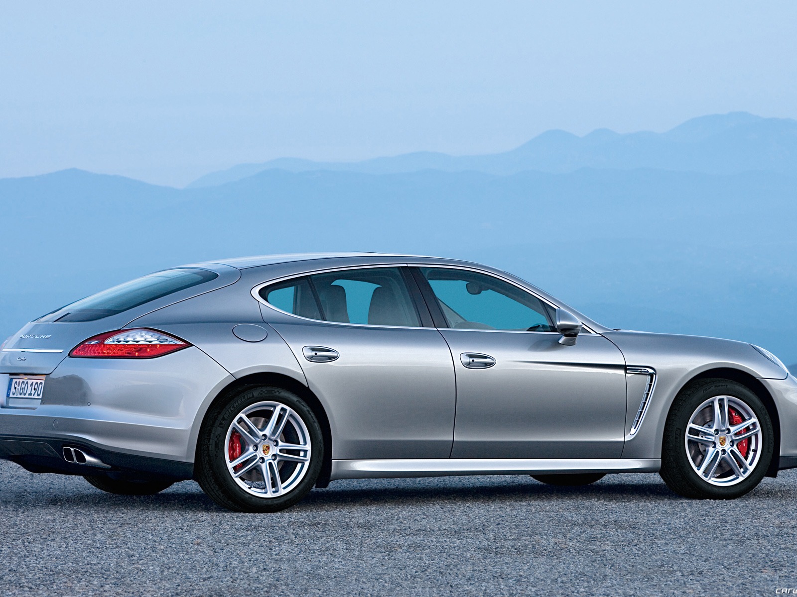 Porsche Panamera Turbo - 2009 HD tapetu #15 - 1600x1200