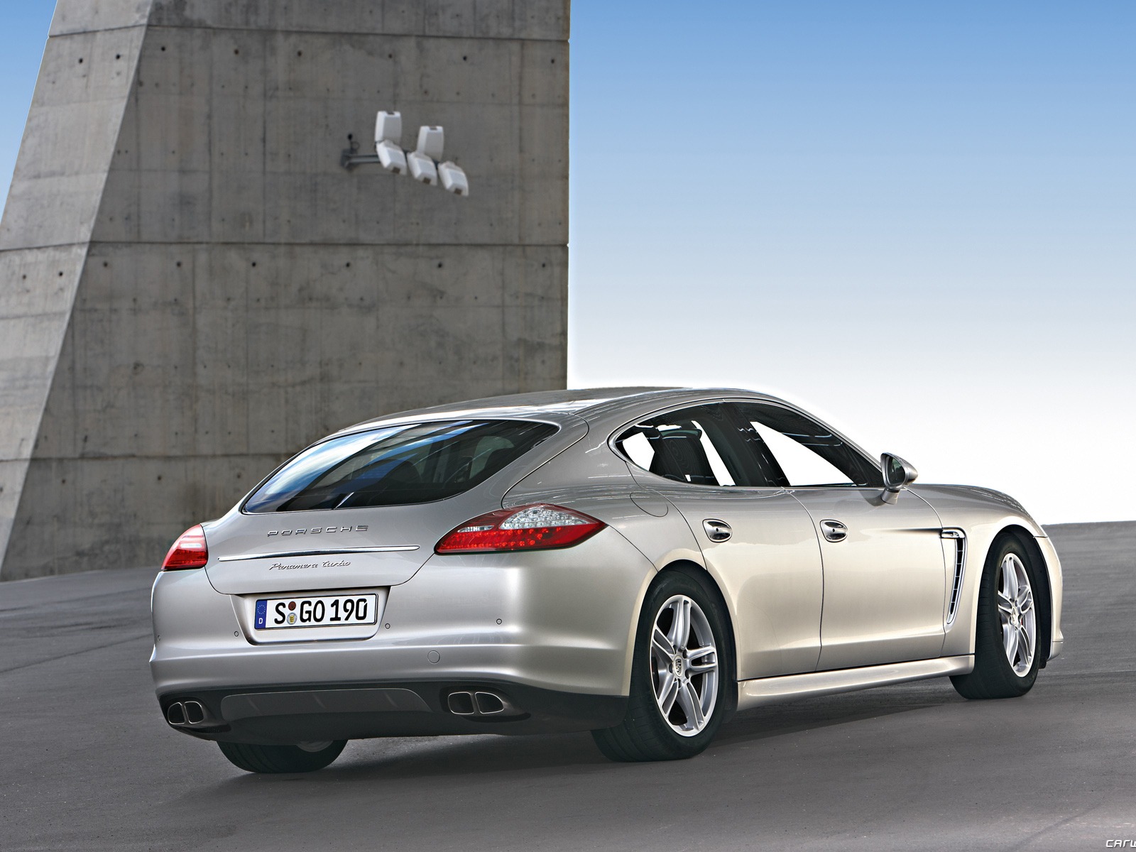 Porsche Panamera Turbo - 2009 HD wallpaper #40 - 1600x1200