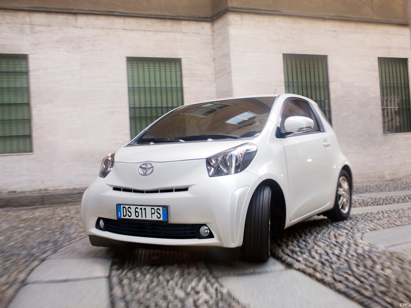 Toyota iQ - 2009 HD wallpaper (1) #7 - 1600x1200
