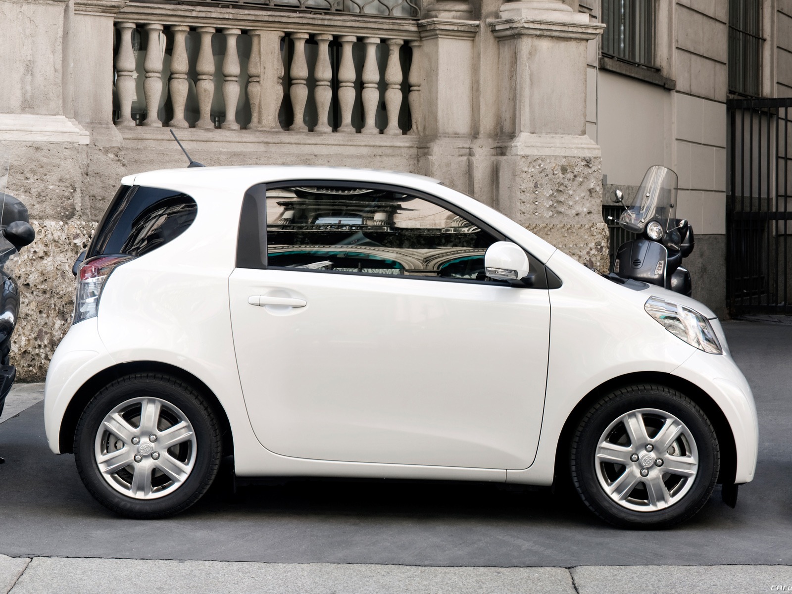 Toyota iQ - 2009 丰田(一)32 - 1600x1200