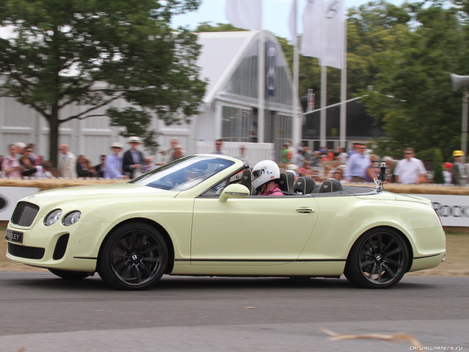 Bentley Continental Supersports Convertible - 2010 HD wallpaper #27 - 1600x1200