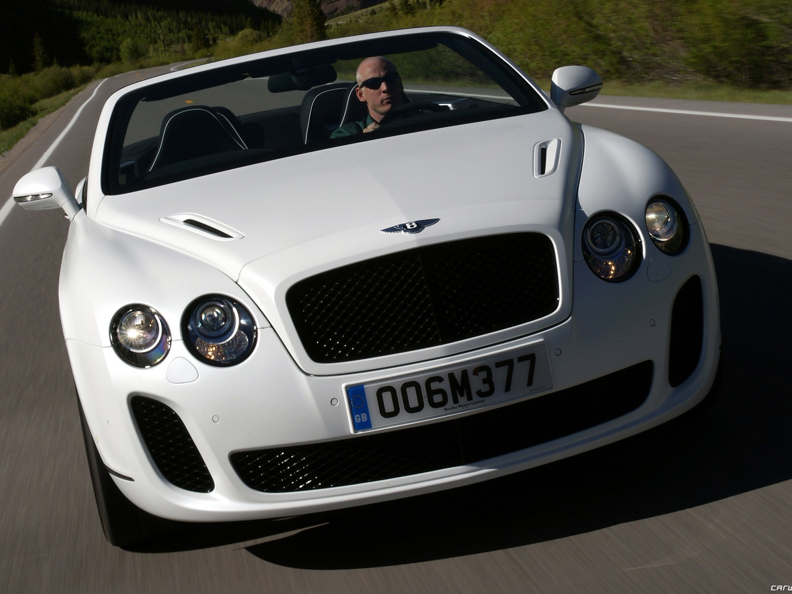 Bentley Continental Supersports Convertible - 2010 HD wallpaper #40 - 1600x1200