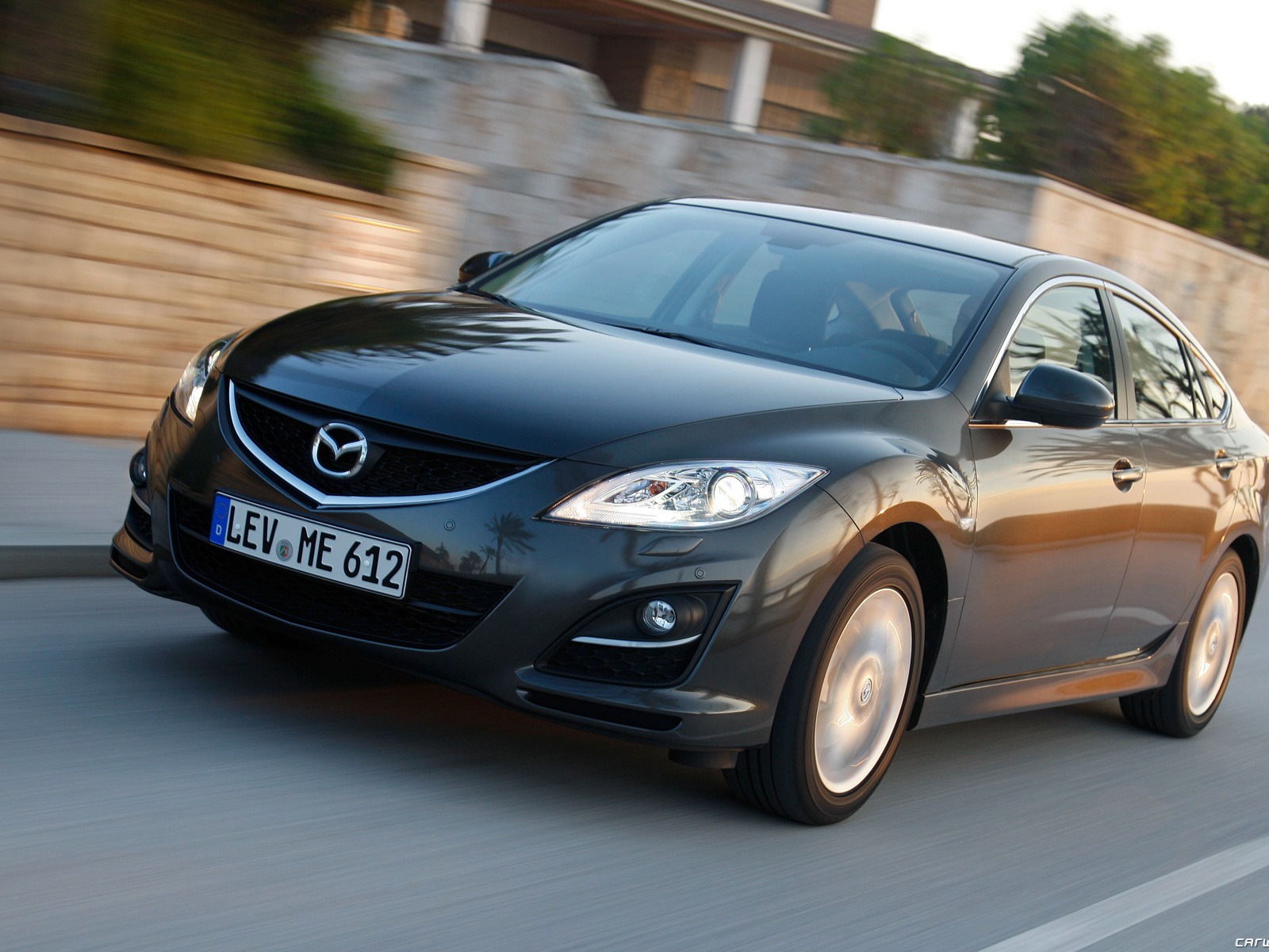 Mazda 6 Hatchback - 2010 马自达4 - 1600x1200