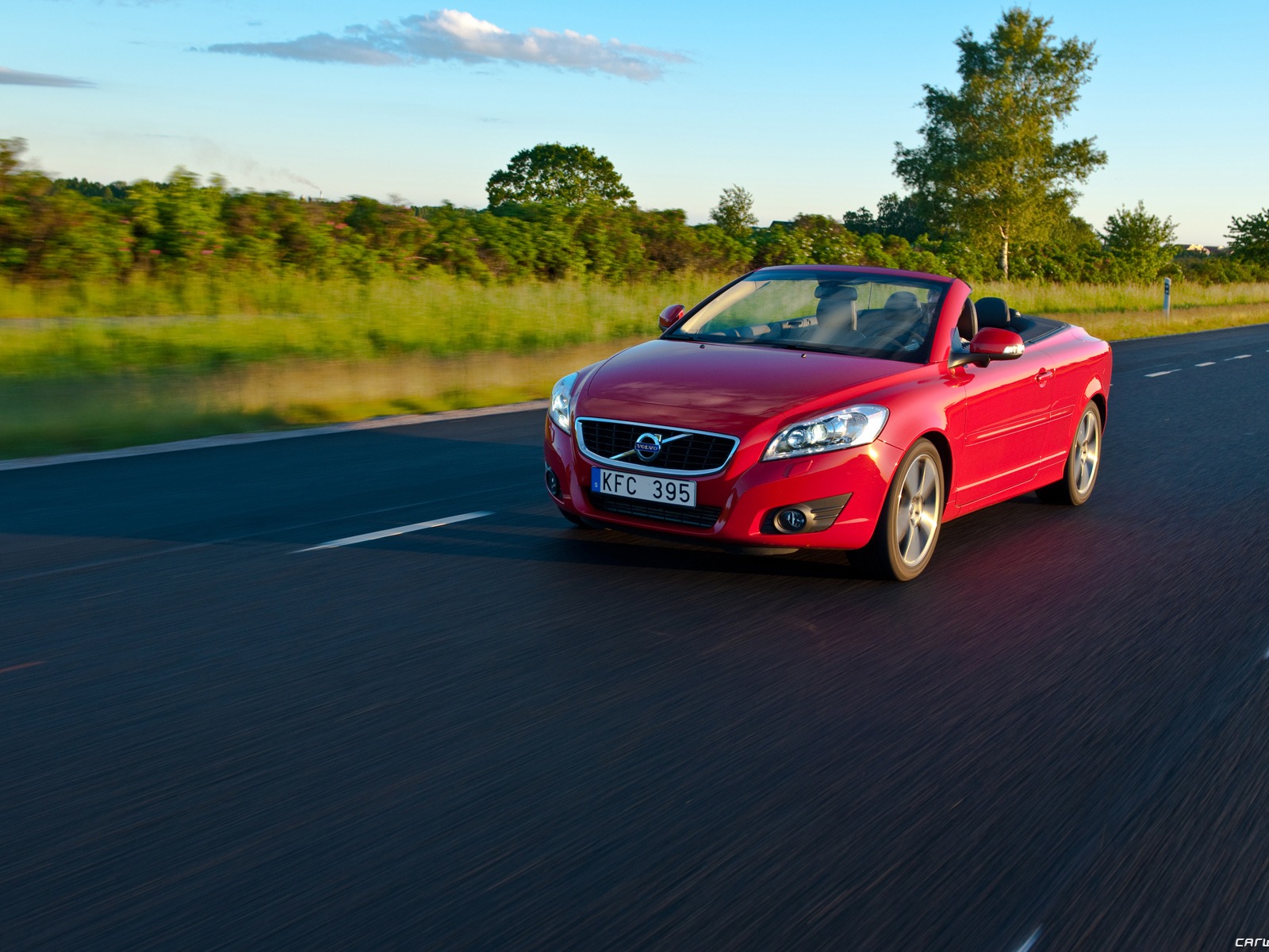 Volvo C70 - 2011 HD wallpaper #1 - 1600x1200