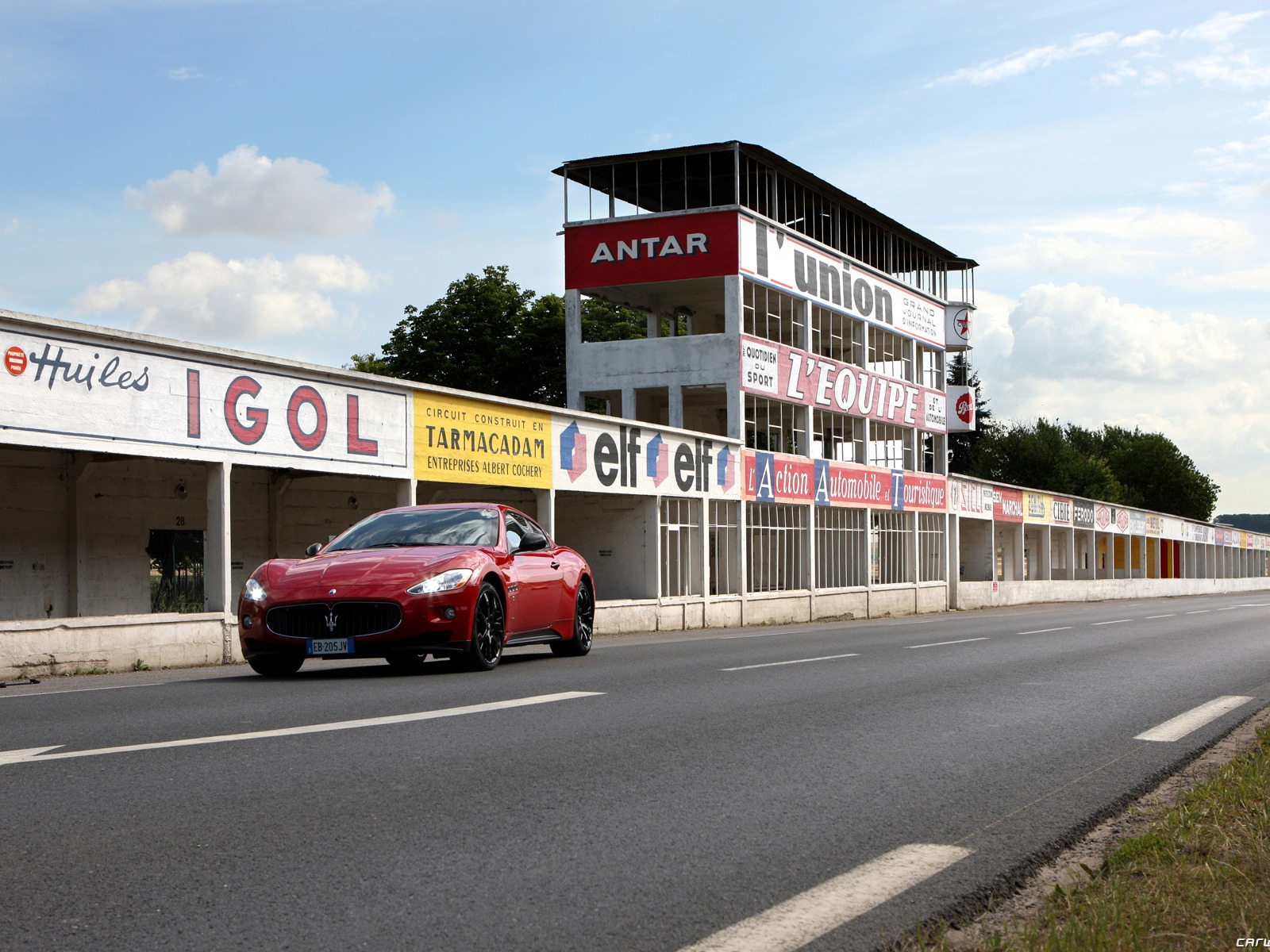Maserati GranTurismo - 2010 HD tapetu #13 - 1600x1200