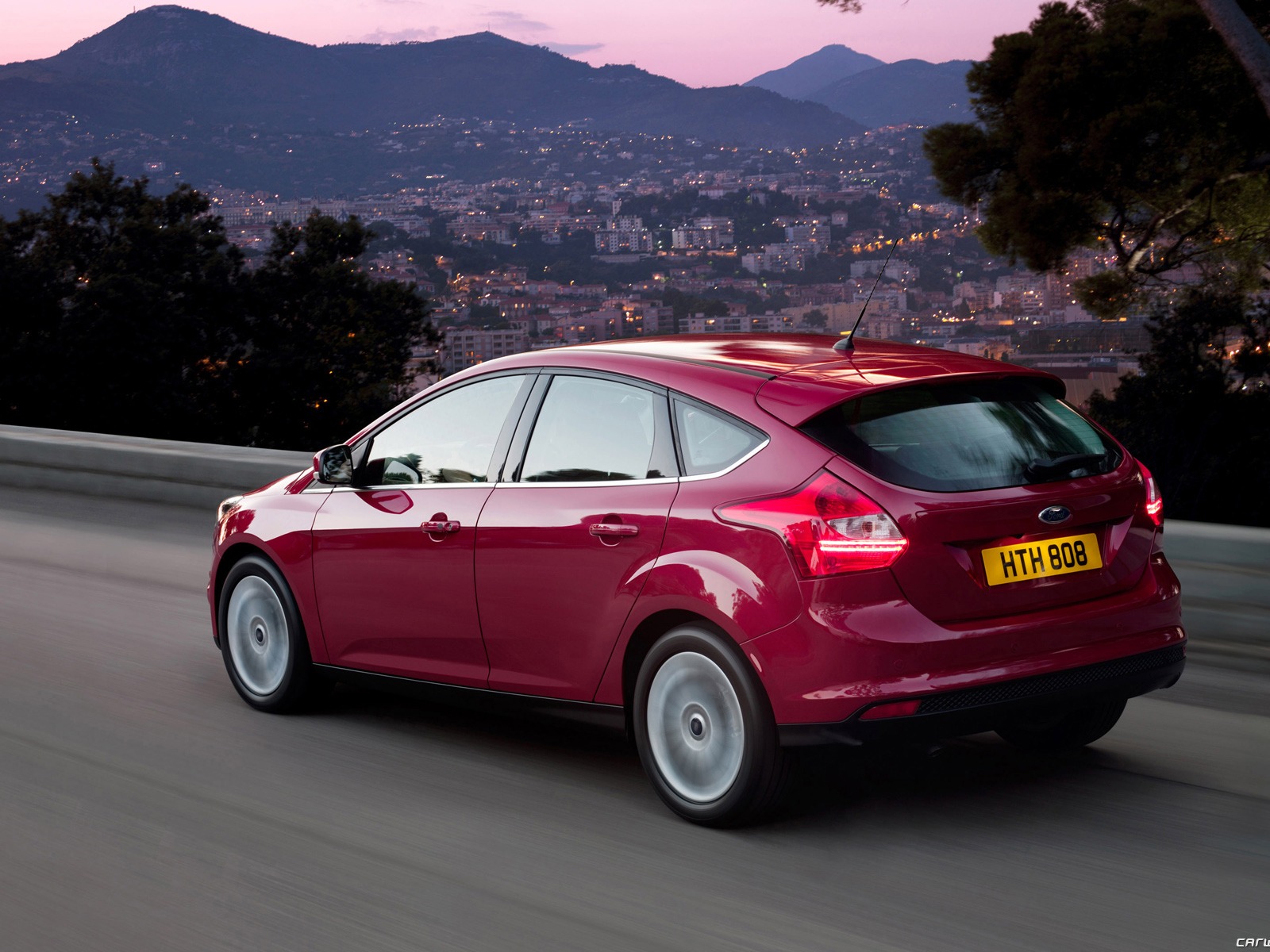 Ford Focus Hatchback 5-door - 2011 福特 #13 - 1600x1200
