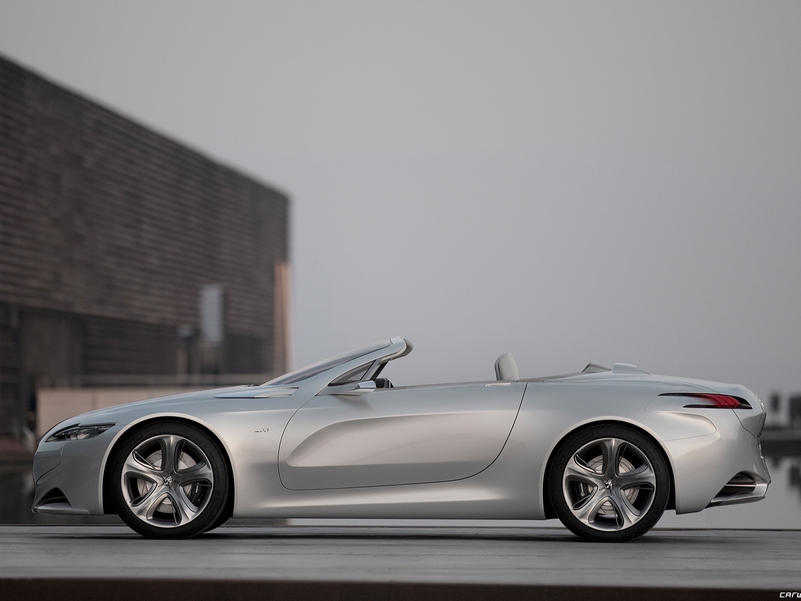 Concept Car Peugeot SR1 - 2010 标致3 - 1600x1200