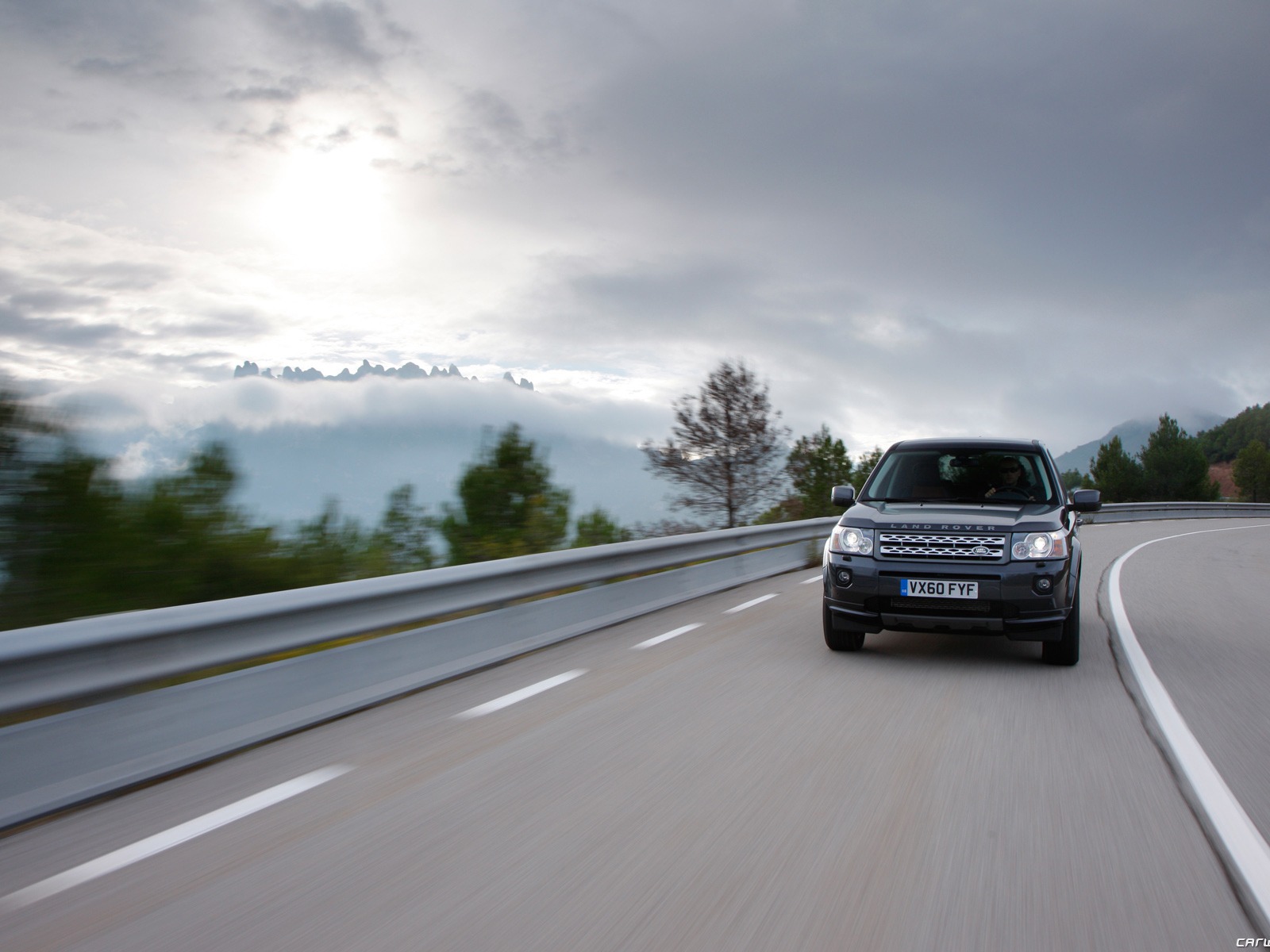 Land Rover Freelander 2 - 2011 HD wallpaper #20 - 1600x1200