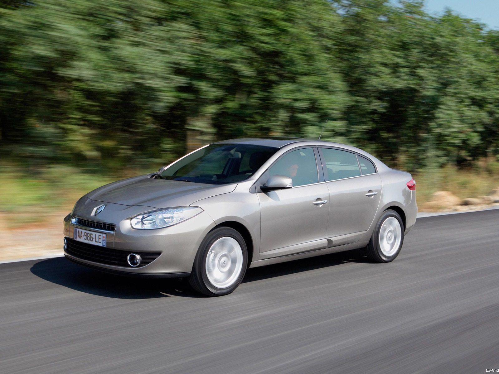 Renault Fluence - 2009 HD Tapety na plochu #24 - 1600x1200