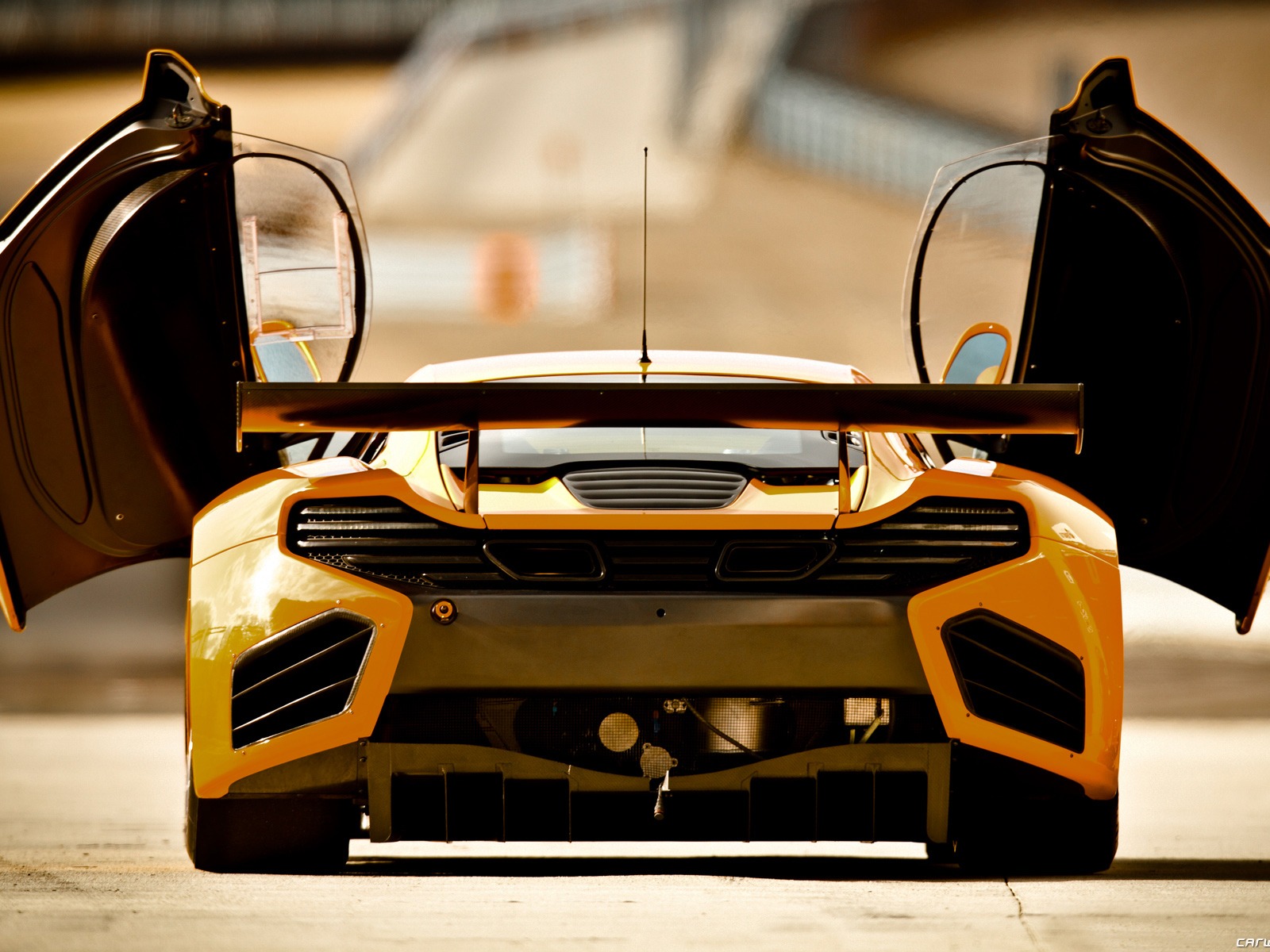 McLaren MP4-12C GT3 - 2011 HD Wallpaper #6 - 1600x1200