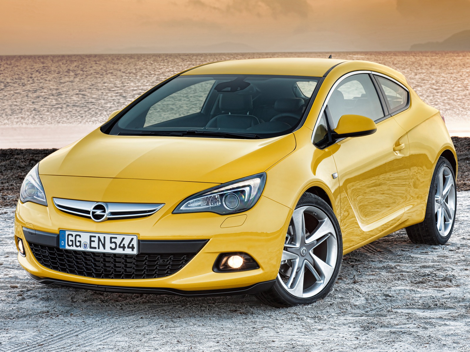 Opel Astra GTC - 2011 歐寶 #1 - 1600x1200
