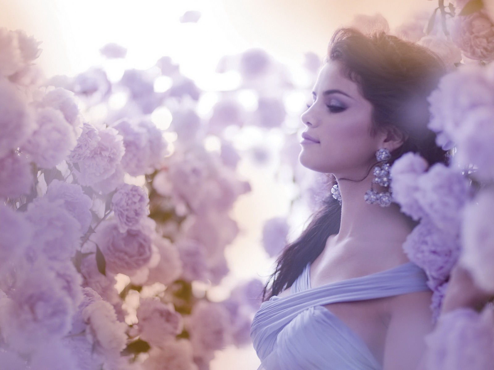 Selena Gomez krásnou tapetu #7 - 1600x1200