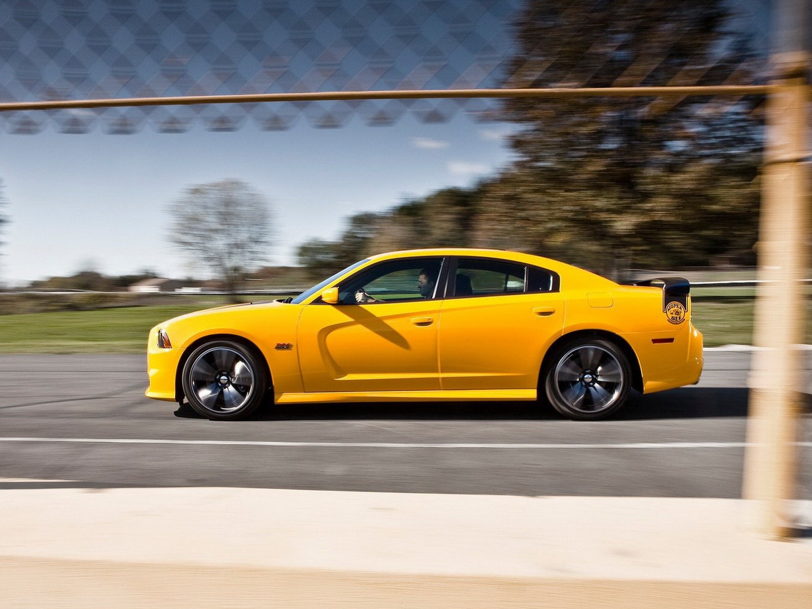Dodge Charger sports car HD wallpapers #8 - 1600x1200