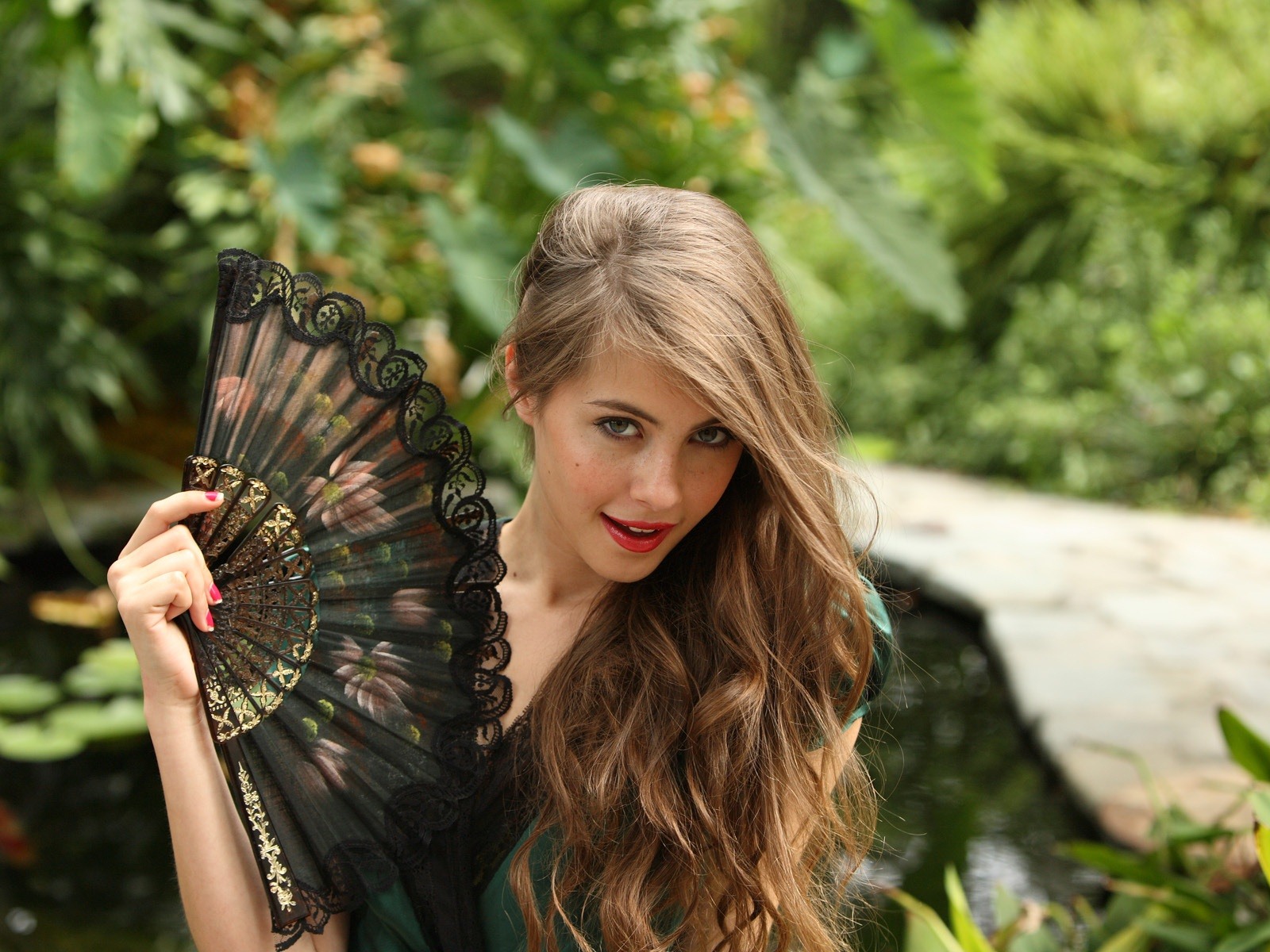 Willa Holland 薇拉·賀蘭德 美女壁紙 #3 - 1600x1200