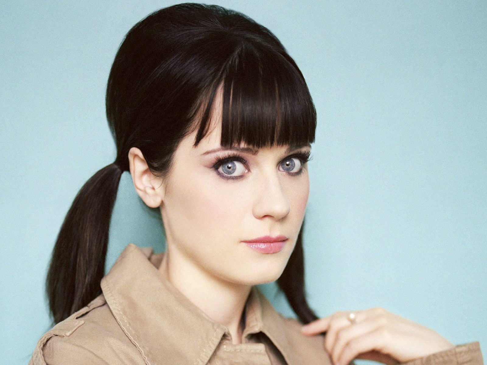 Zooey Deschanel 佐伊·丹斯切爾 美女壁紙 #12 - 1600x1200