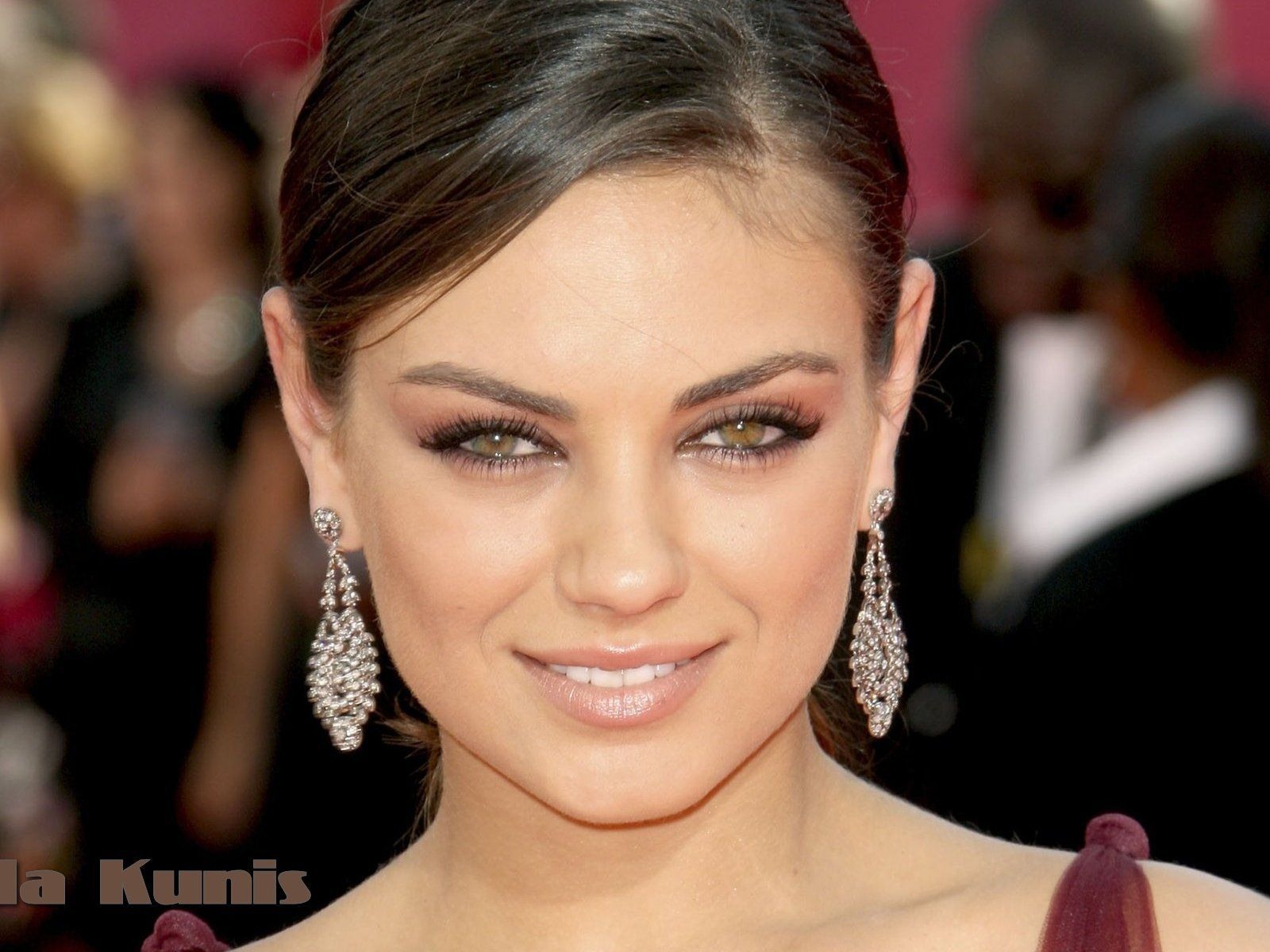 Mila Kunis 米拉·庫妮絲 美女壁紙 #6 - 1600x1200