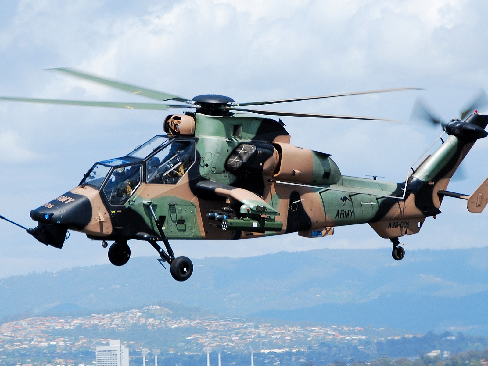 軍用直升機高清壁紙 #9 - 1600x1200