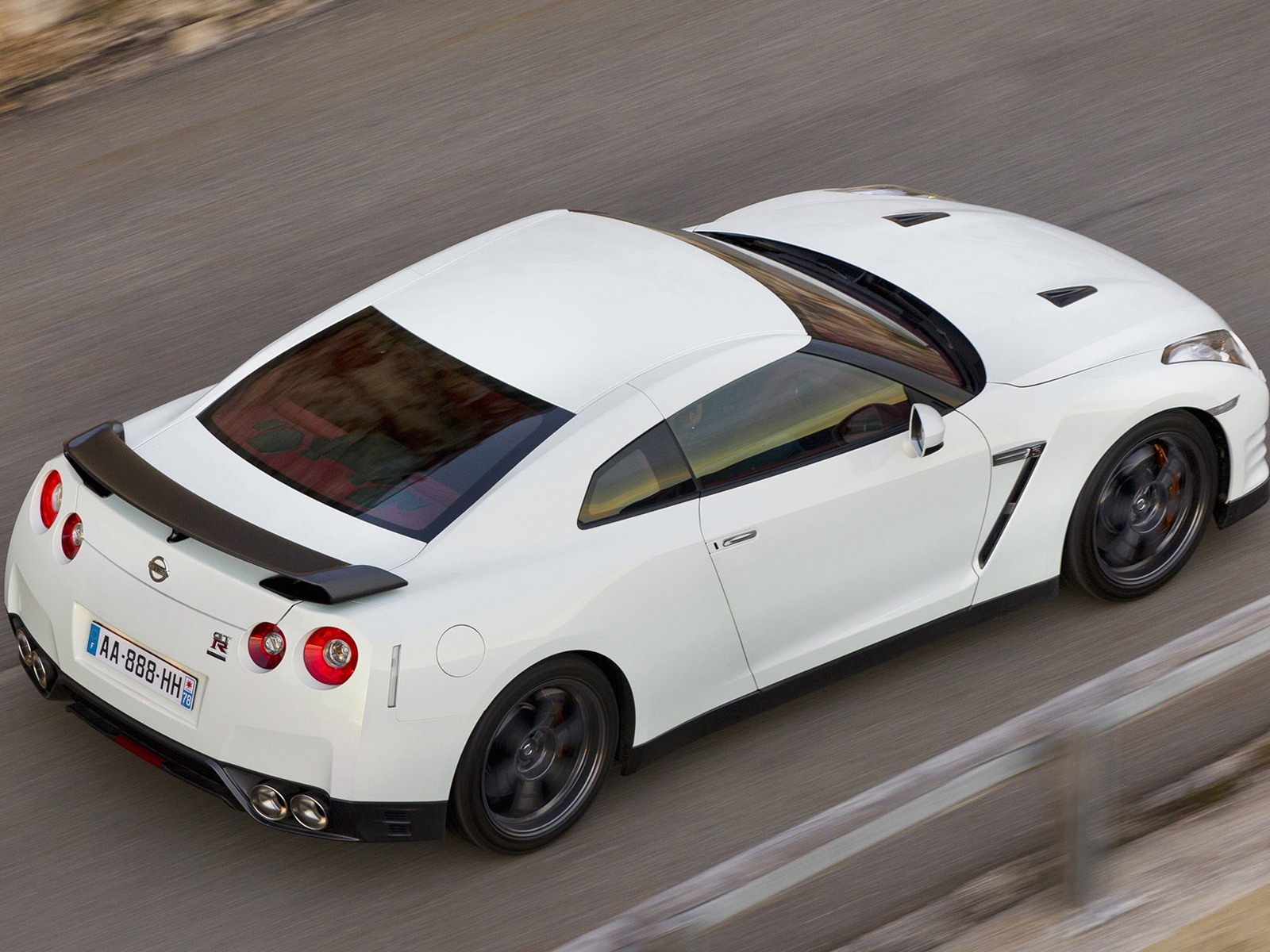 Nissan GT-R Egoist 2011 日產GT-R 利己主義高清壁紙 #17 - 1600x1200