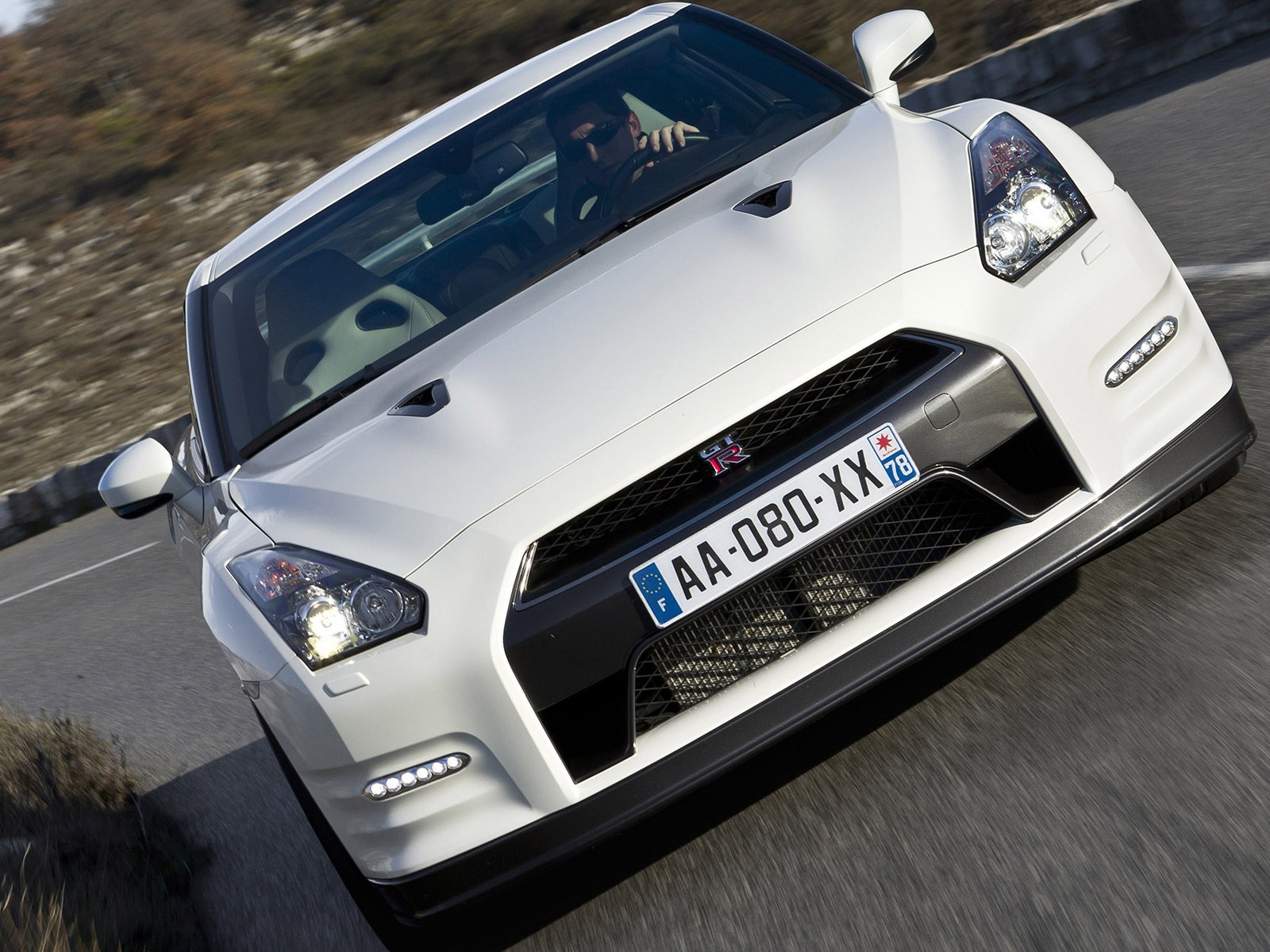 Nissan GT-R Egoist 2011 日产GT-R 利己主义 高清壁纸32 - 1600x1200