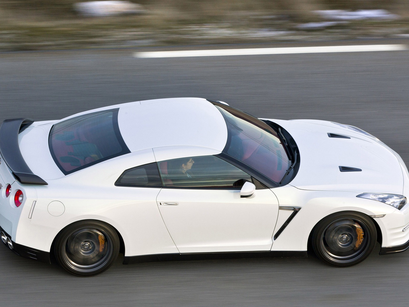 Nissan GT-R Egoist 2011 日產GT-R 利己主義高清壁紙 #35 - 1600x1200