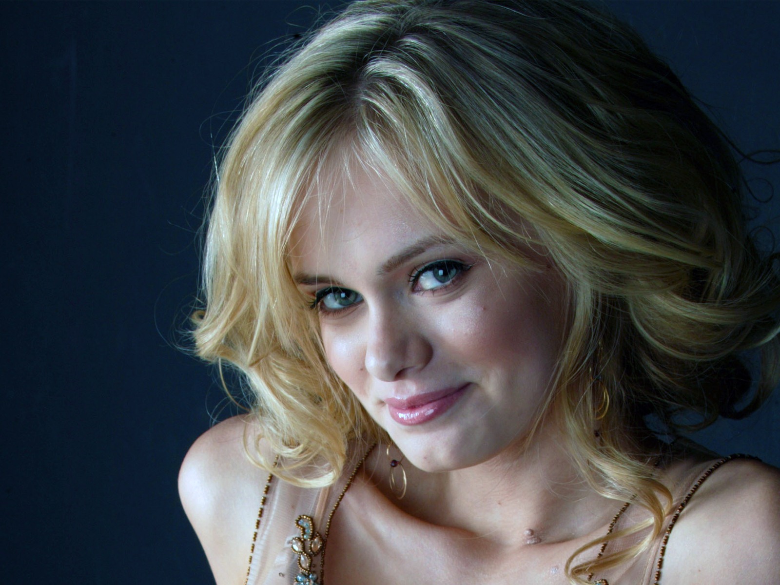 Sara Paxton 薩拉·帕克斯頓 美女壁紙 #4 - 1600x1200