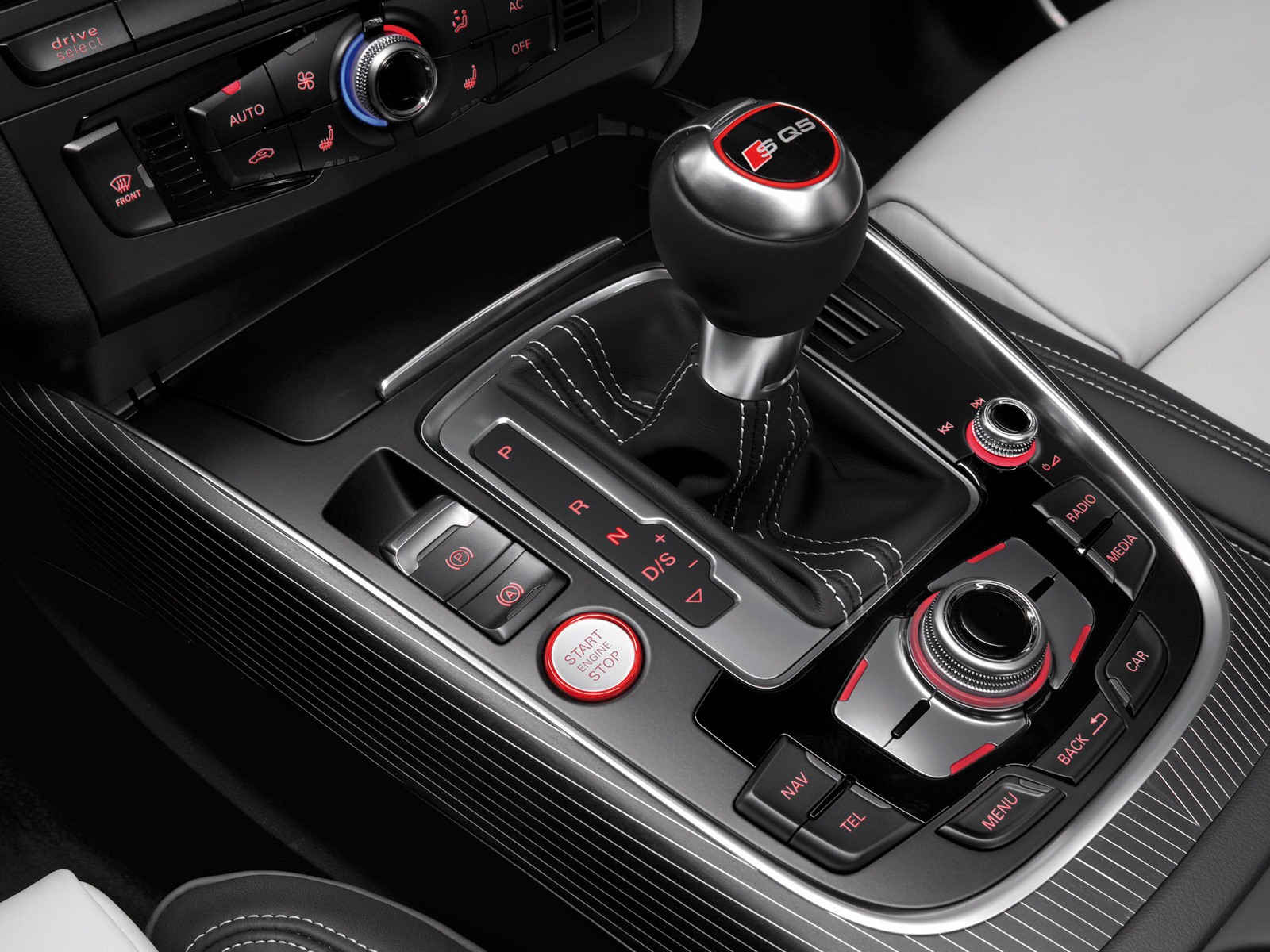 2013 Audi SQ5 TDI 奧迪 高清壁紙 #20 - 1600x1200