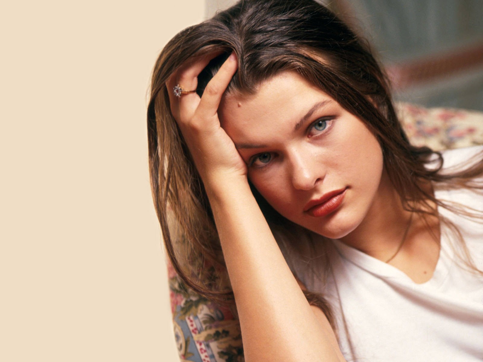 Milla Jovovich 米拉·喬沃維奇 美女壁紙 #20 - 1600x1200