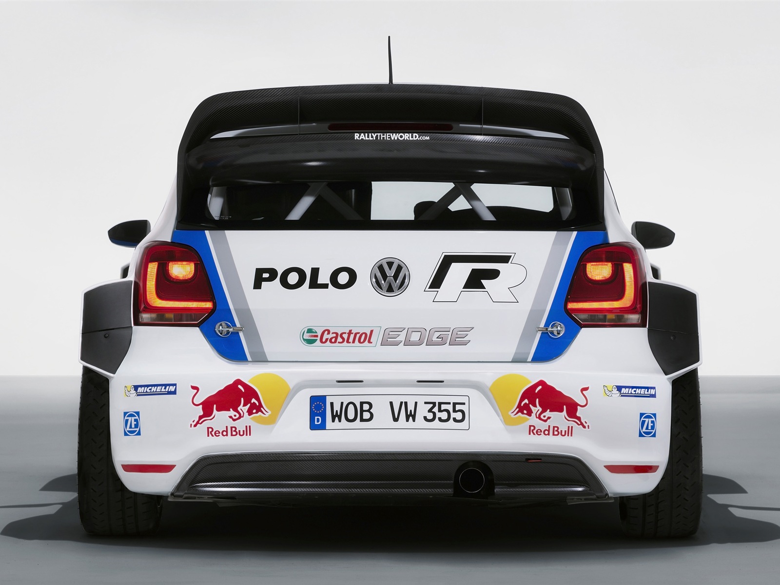 2013 폭스 바겐 폴로 R WRC HD 배경 화면 #6 - 1600x1200