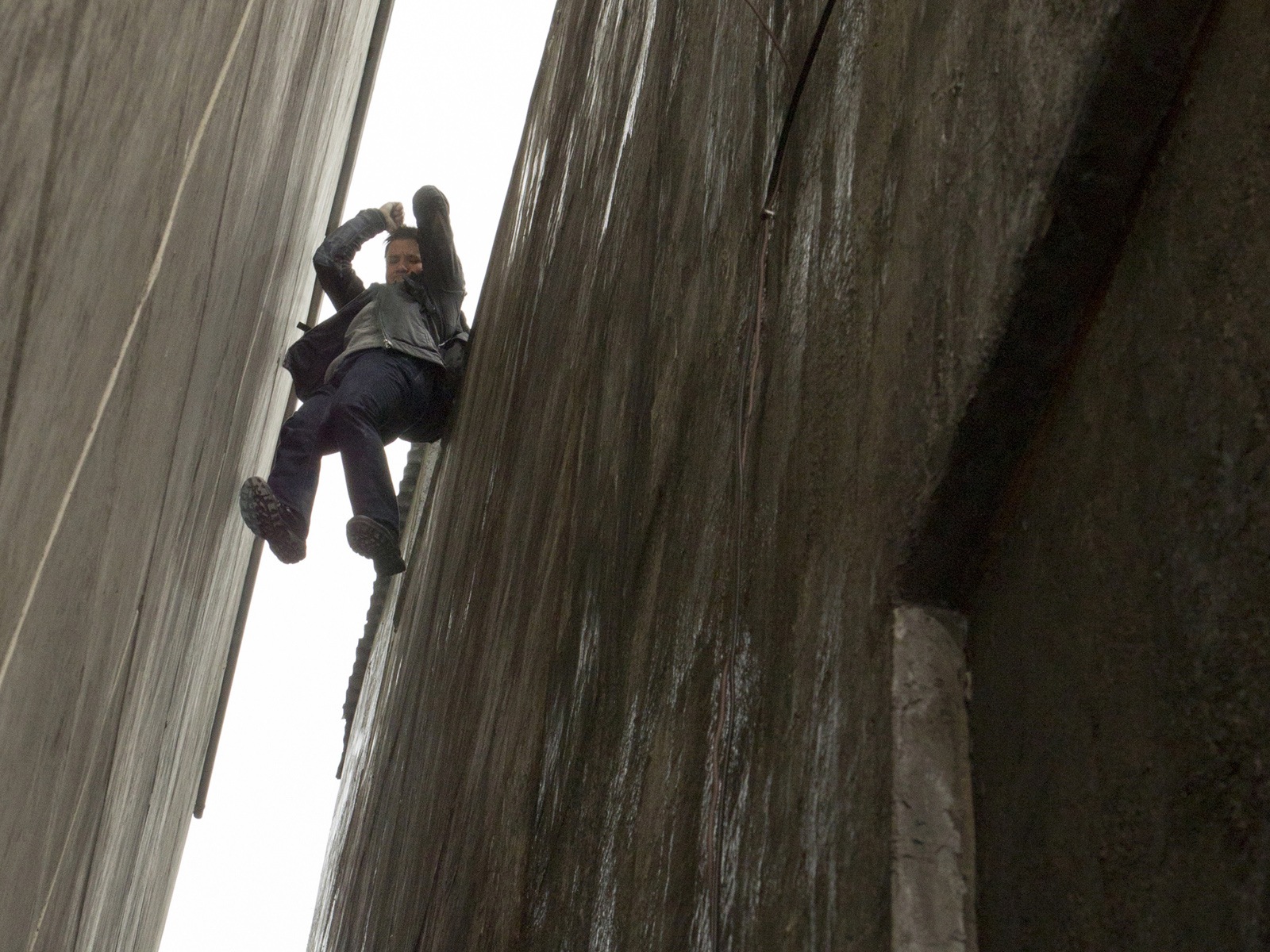 The Bourne Legacy HD wallpapers #13 - 1600x1200