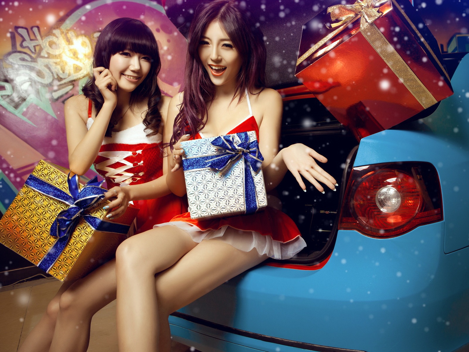 新年喜慶的紅色裝美女車模 高清壁紙 #10 - 1600x1200