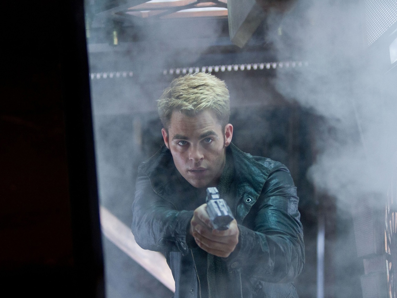 Star Trek Into Darkness 2013 HD wallpapers #9 - 1600x1200