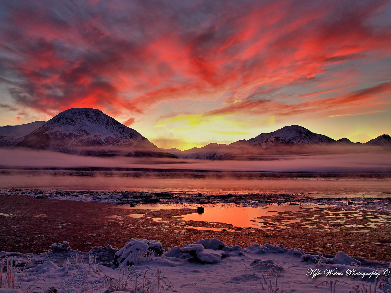 Windows 8 theme wallpaper: Alaska Scenery #11 - 1600x1200