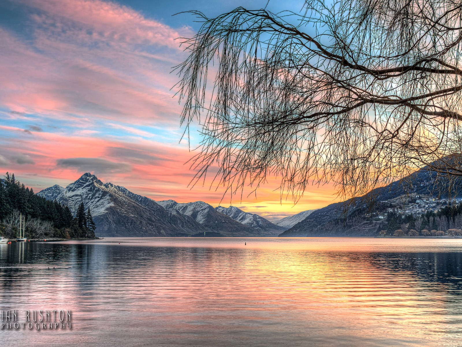 Windows 8 Theme Wallpaper: Queenstown, New Zealand #7 - 1600x1200