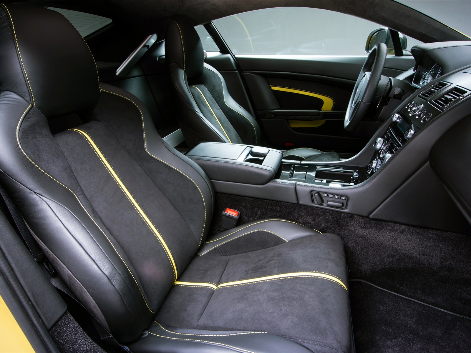 2013 Aston Martin V12 Vantage S HD wallpapers #19 - 1600x1200