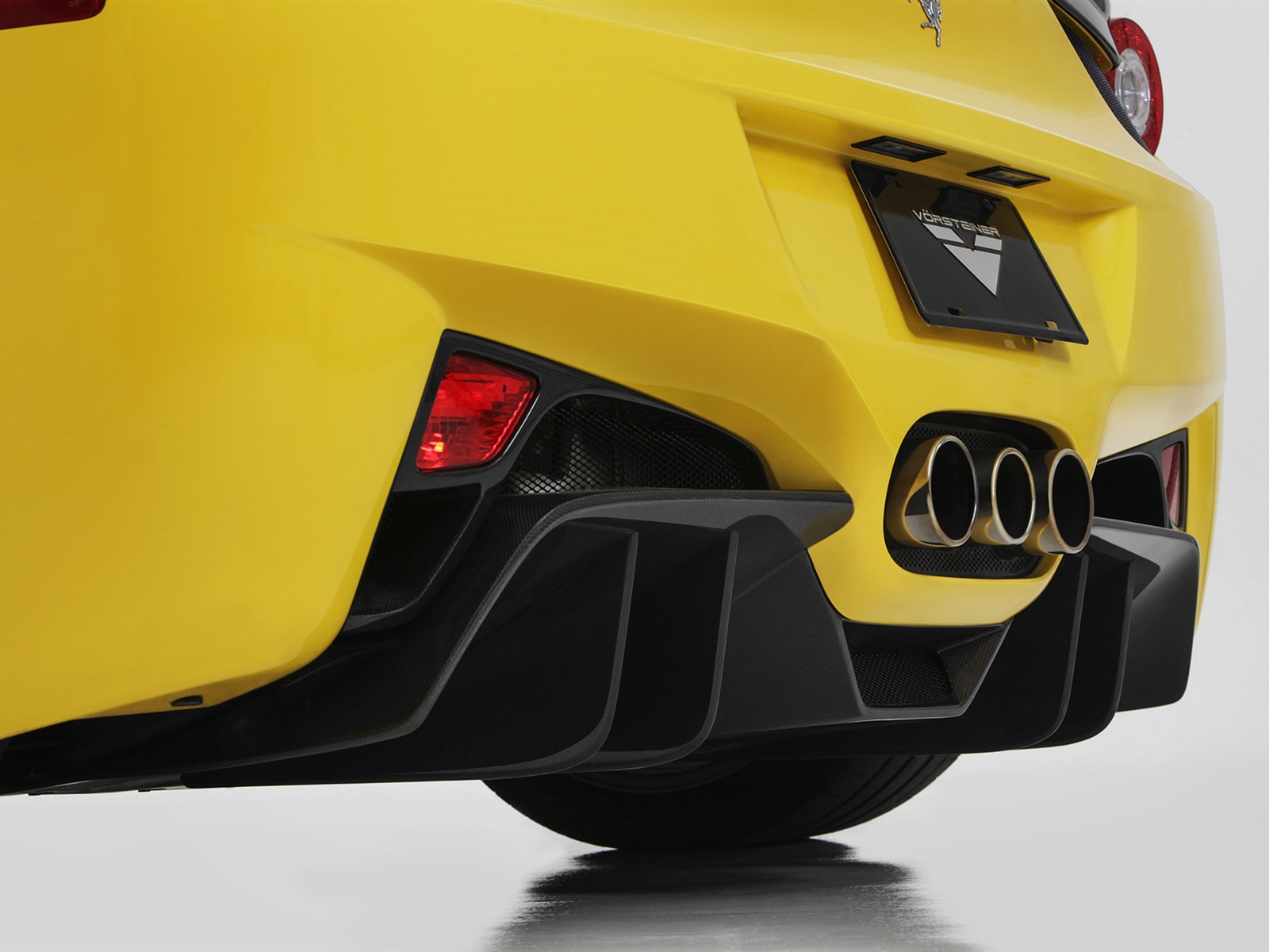 2013 Ferrari 458 Italia with 458-V 法拉利高清壁紙 #14 - 1600x1200