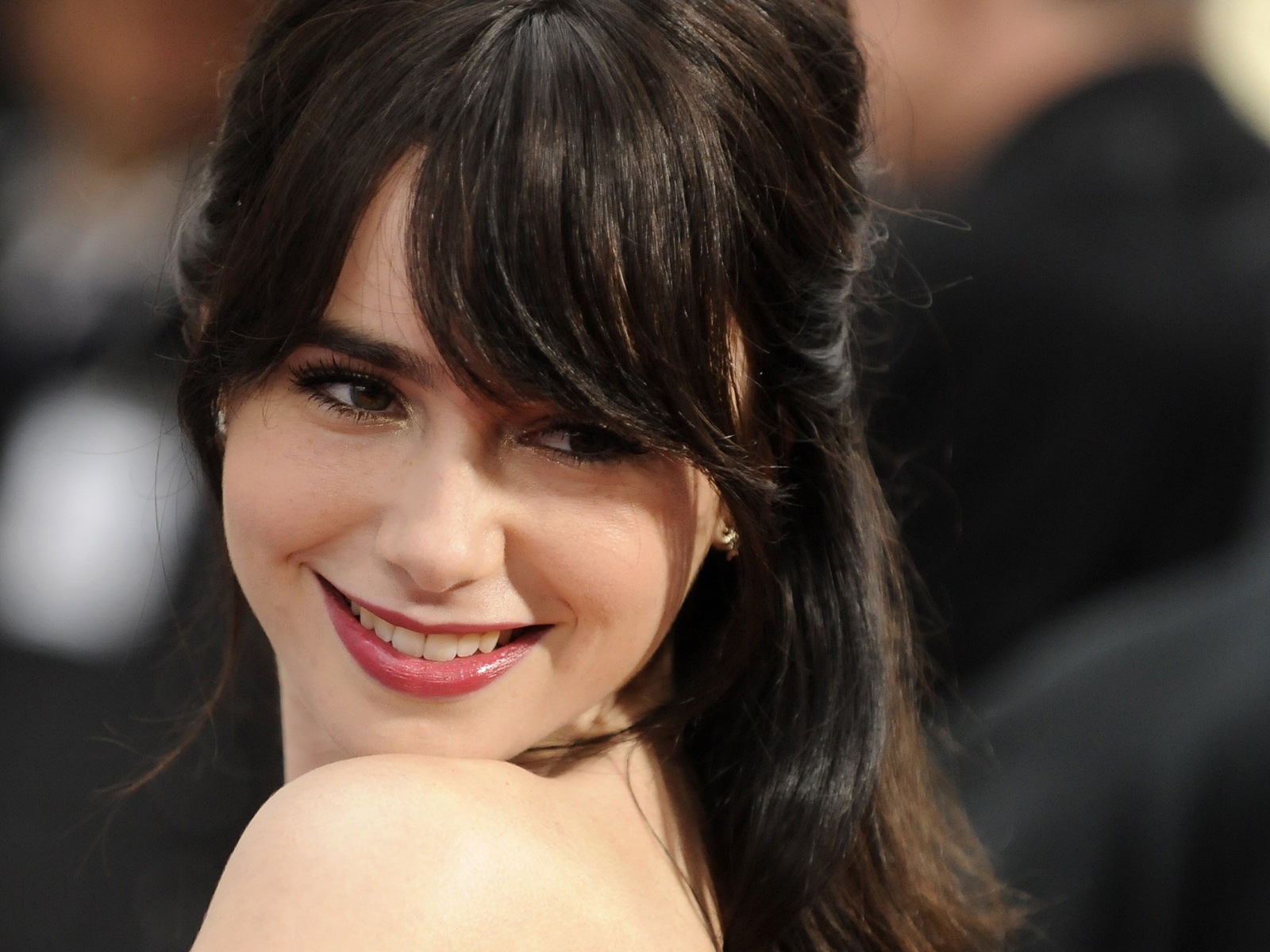 Lily Collins 莉莉·柯林斯 美女壁紙 #10 - 1600x1200